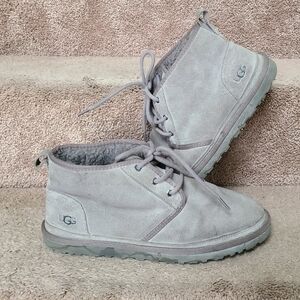 UGG Sz 11 Mens Gray Chukka Boots